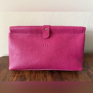 Portland Leather Famed Framed Pouch in Cosmo